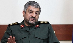Treacherous Regional States Complicit in US, Israeli Crimes: IRGC Commander