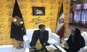 بازدید «حسین مرادی‌نژاد» از غرفه خبرگزاری دفاع مقدس