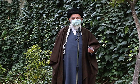 گلایه رهبر معظم انقلاب اسلامی از گرانی‌های شب عید