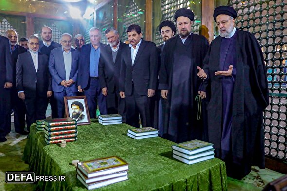 تصاویر/ تجدید میثاق اعضای هیأت دولت با آرمان‌های امام خمینی (ره)