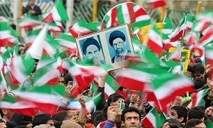 آحاد مردم انقلاب اسلامی را متعلق به خود می‌دانند