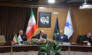 برگزاری جلسه هم اندیشی اساتید درس دفاع مقدس در دانشگاه آزاد اسلامی تبریز