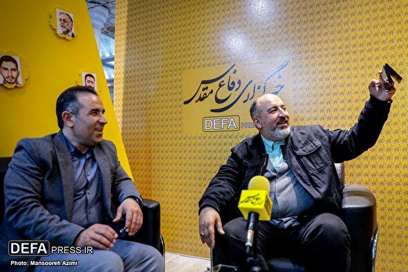 تصاویر/ غرفه خبرگزاری دفاع مقدس در سومین روز از نمایشگاه رسانه‌های ایران