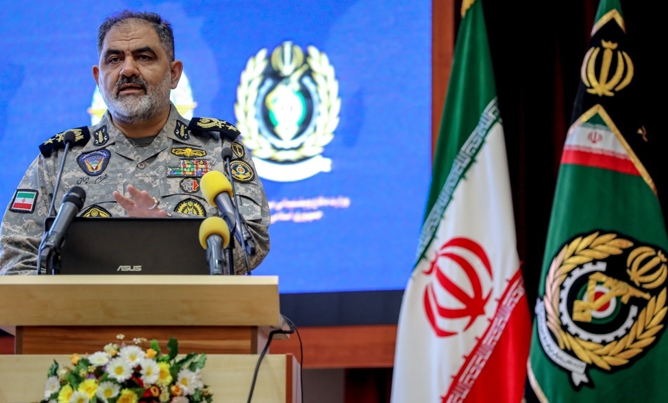 دریادار ایرانی: اجرای ۱۵ عملیات توسط نداجا در دفاع مقدس/ عمق راهبردی نیروی دریایی ارتش افزایش یافته است