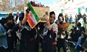 تصاویر/ میزبانی دانش آموزان مدرسه پویا از شهدای گمنام در یاسوج