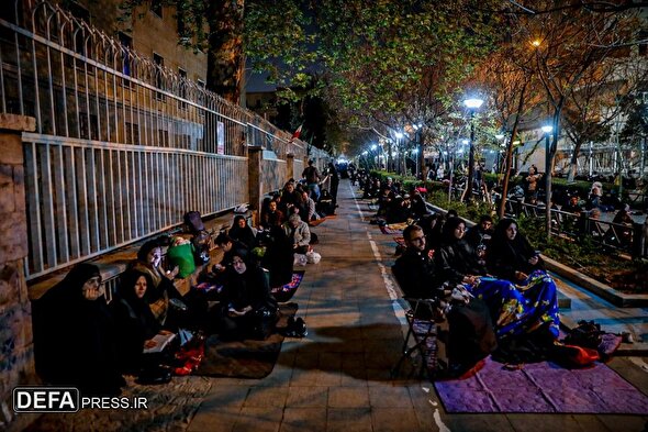 تصاویر/ مراسم احیای شب ۲۳ ماه مبارک رمضان در میدان ۱۵ خرداد